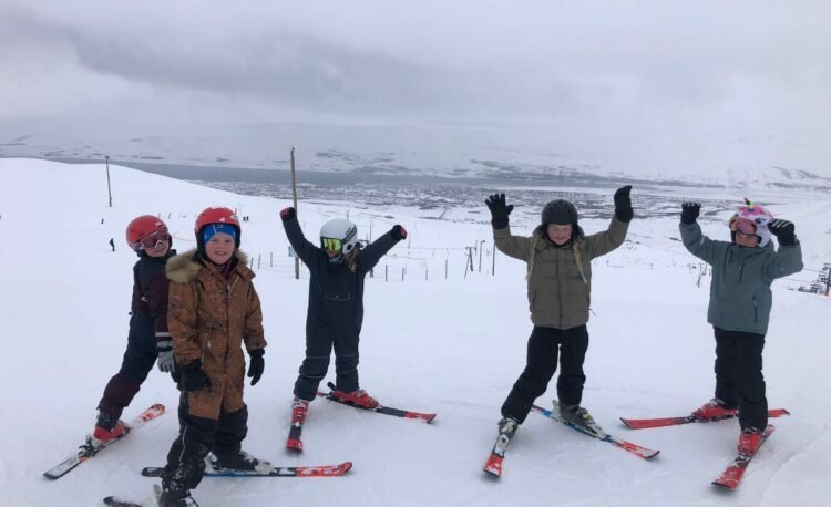 Skíðaferð í Hlíðarfjall