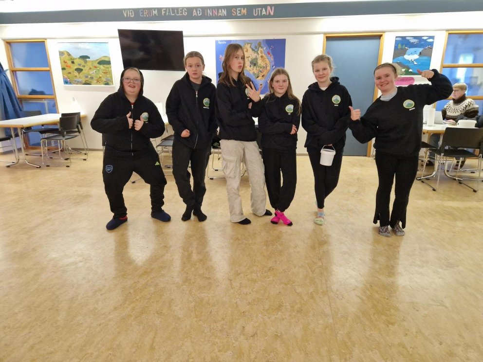 Unglingastig í peysunum sínum :)